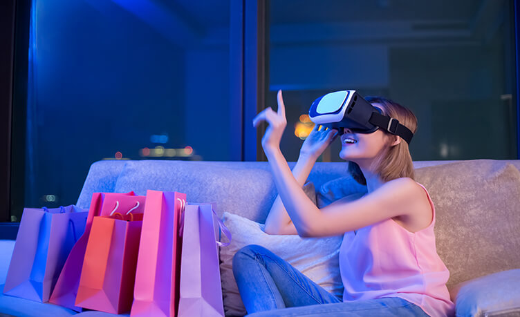 Customer Uses VR Gear For Shopping