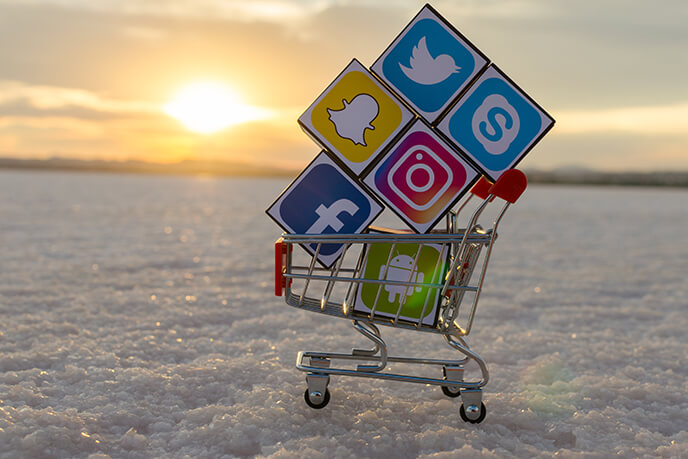 Integrating Social Media With Online Stores